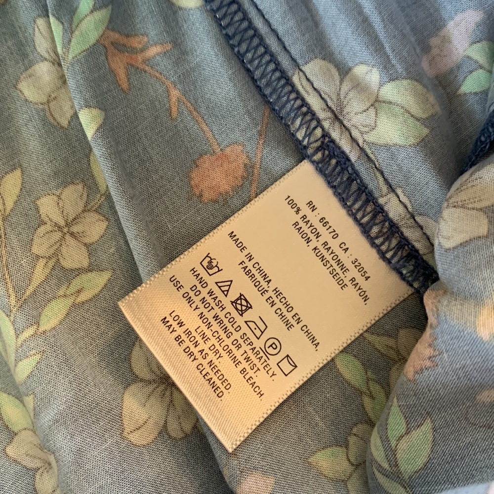 Anthropologie high waist Flowy boho floral Bermuda comfy flowy shorts XS - Picture 7 of 12